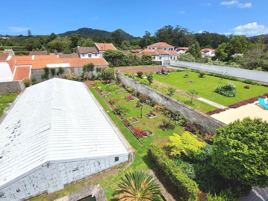La De Ananas - House Ponta Delgada (Sao Miguel)